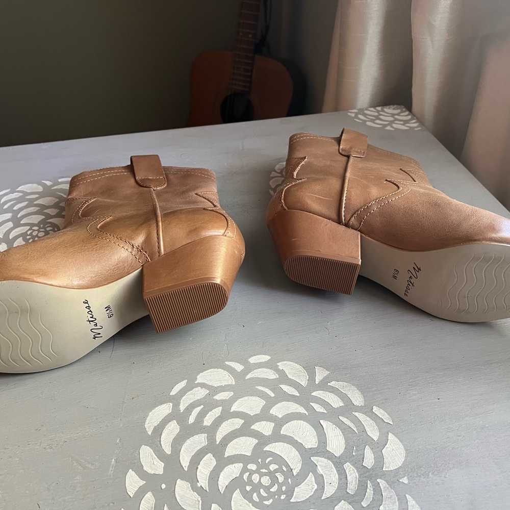 Matisse booties. Never worn